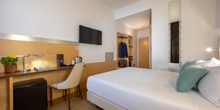 Λήγει σε 48 ώρες!!! 295€ / άτομο για 4 ήμερο (Αγ. Βαλεντίνου) στο Μιλάνο με Αεροπορικά, Φόρους και 3 Διανυκτερεύσεις με Πρωινό, στο κεντρικό 4* IH Hotels Milano Gioia, από το ταξιδιωτικό γραφείο Like 2 Travel.